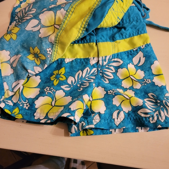 Girl's Size 4 Athletic Works Polyester Floral Print Skort - Picture 2 of 4